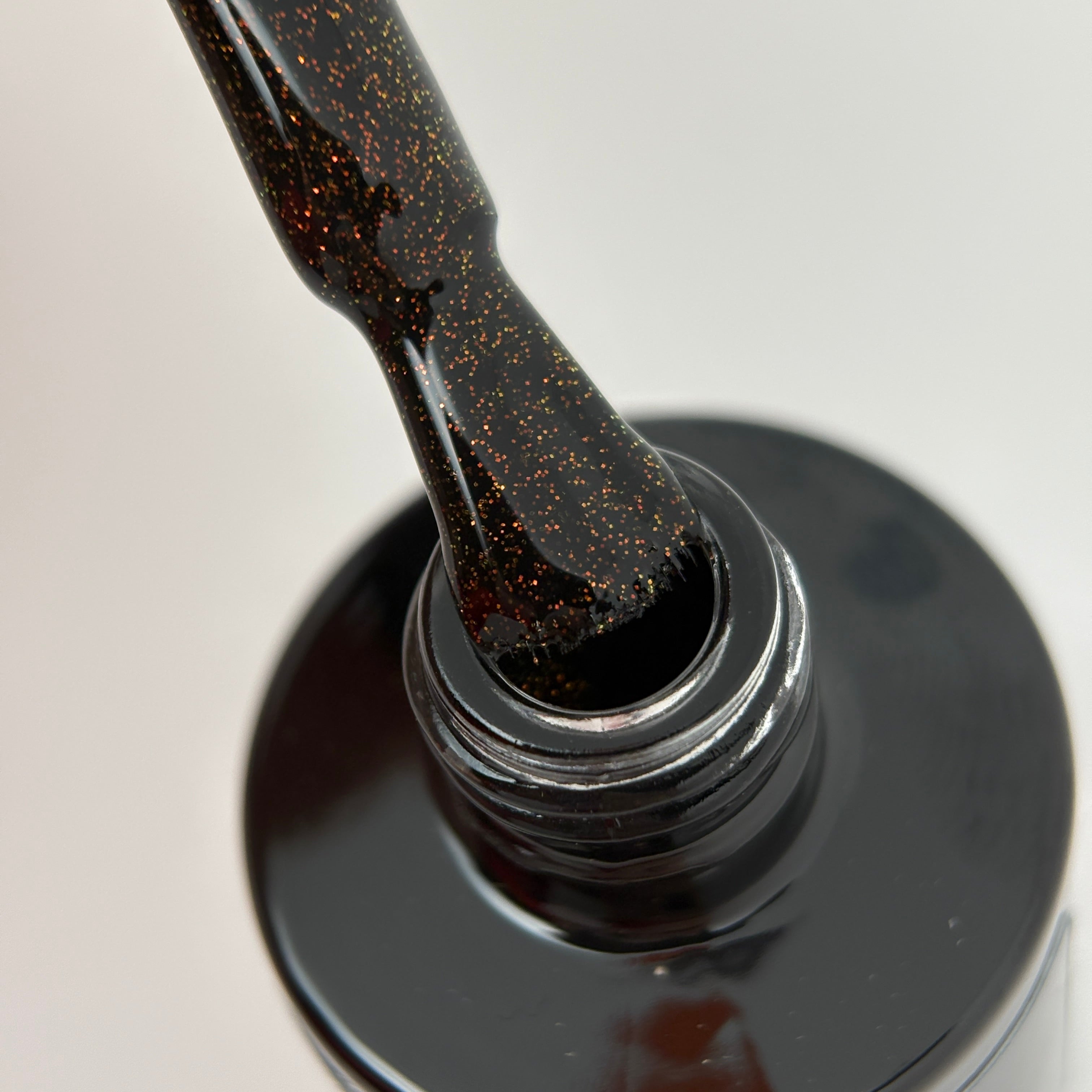 Gel Polish „Obsidian“ 15ml.