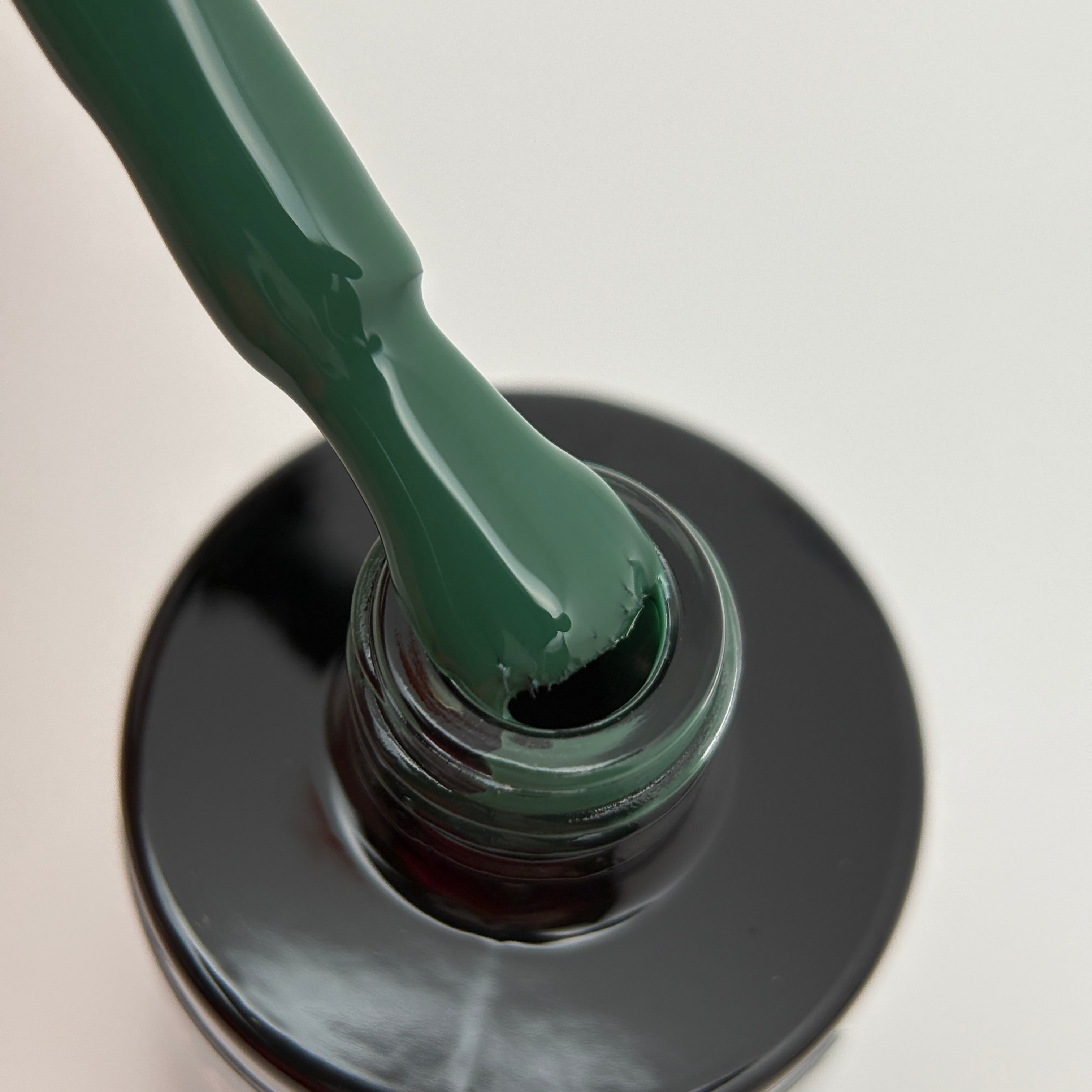 Gel Polish "Dark Ivy" 15ml.