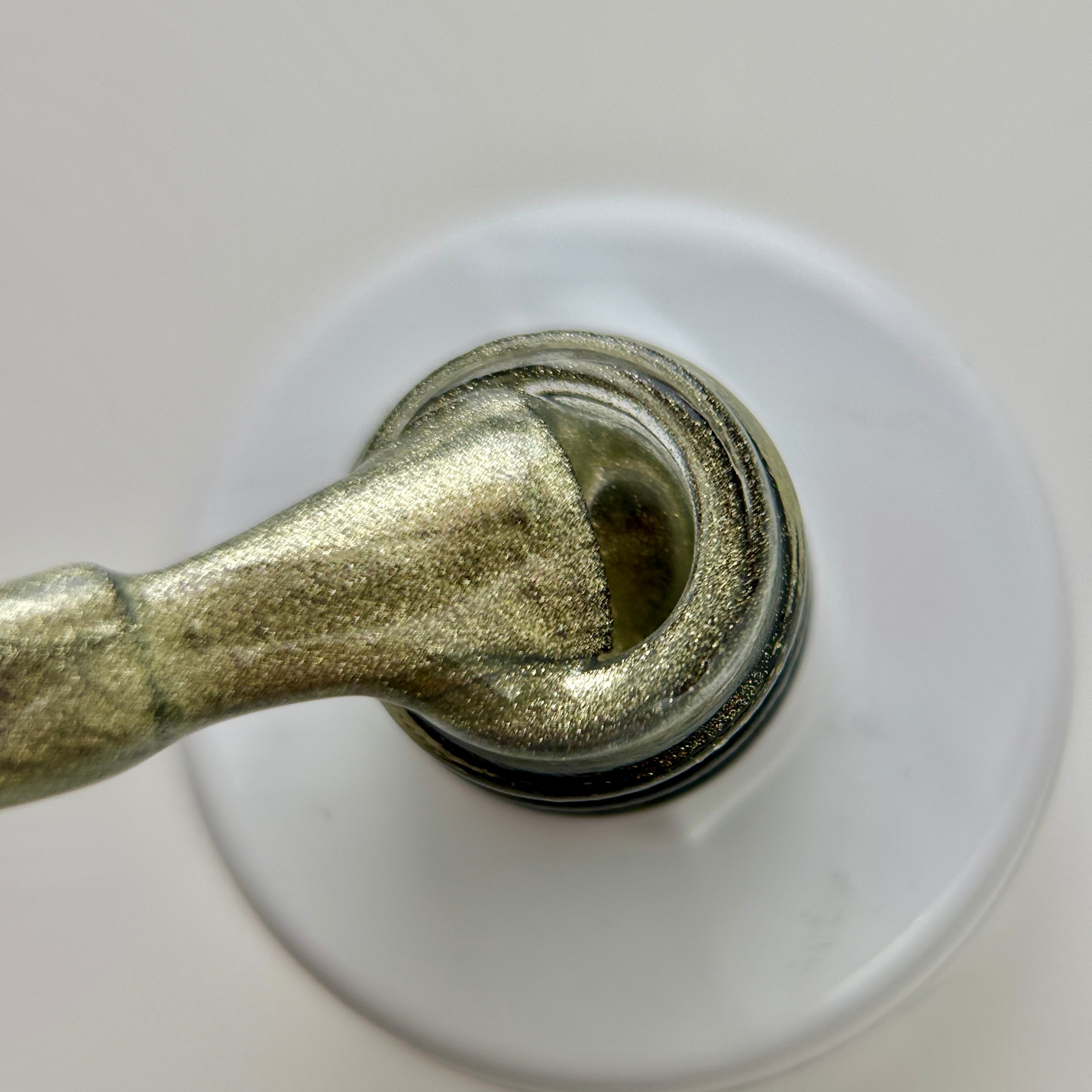 Лак для гелю Кіт-око відтінок Шампань Колекція 10мл.