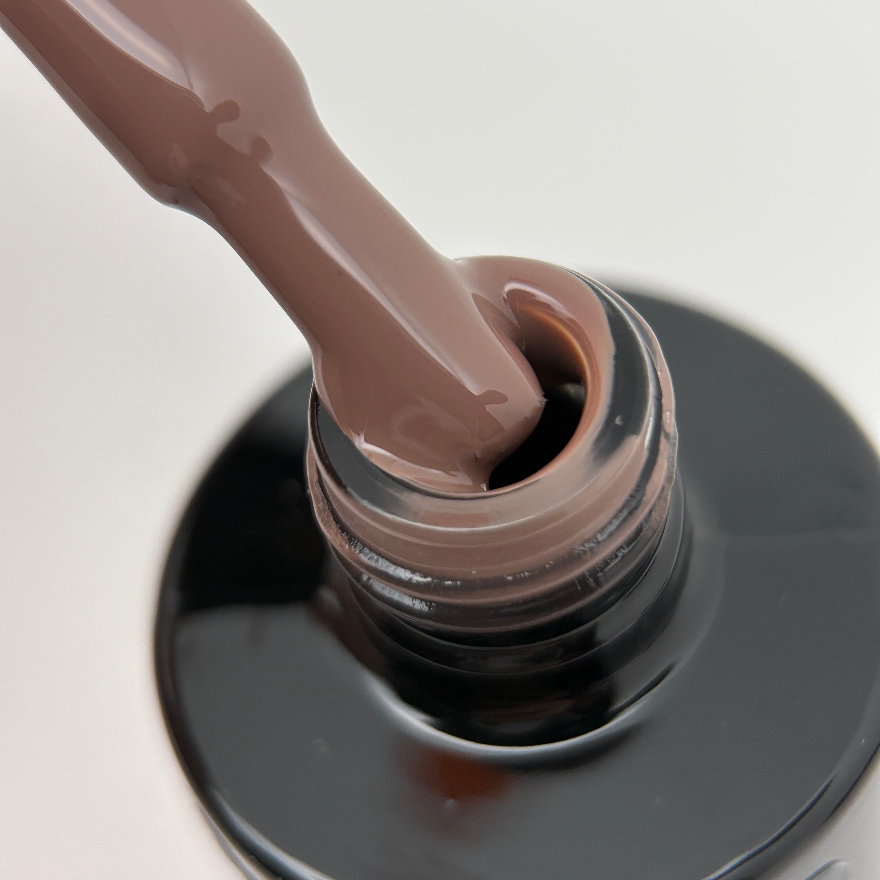 Gel Polish "Smoky Taupe" 15ml.