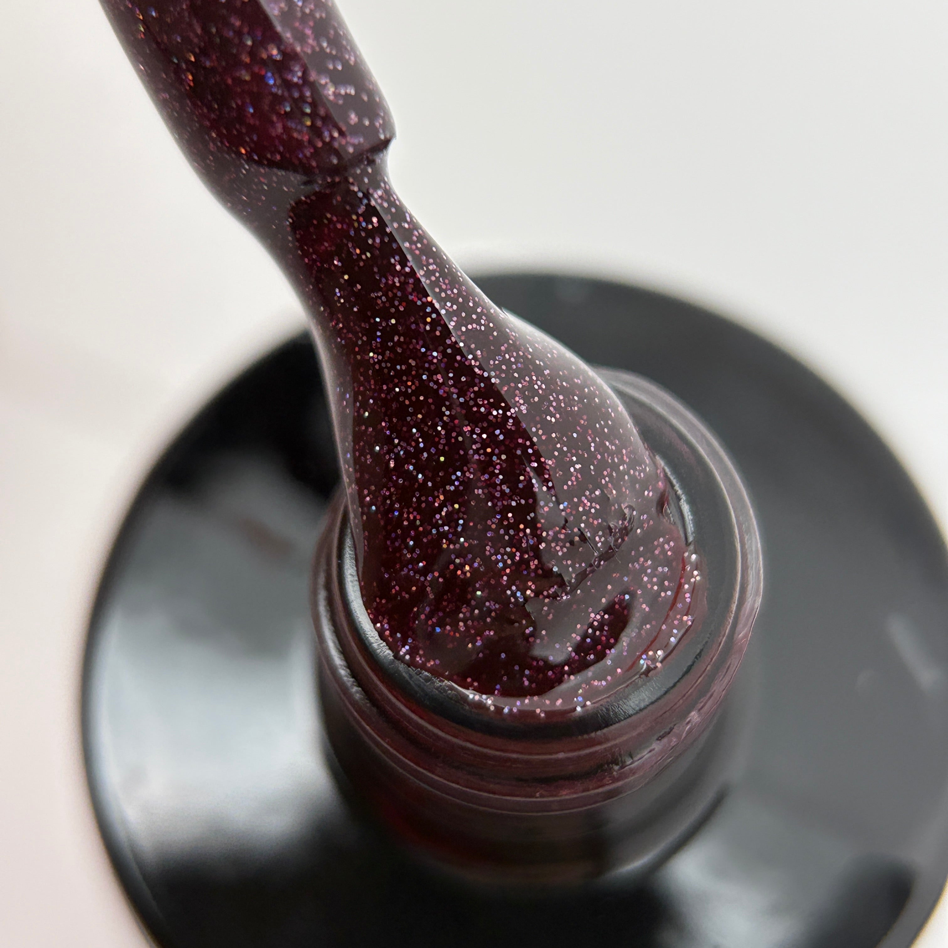 Gel Polish „Cosmic Bordeaux“ 15 ml.