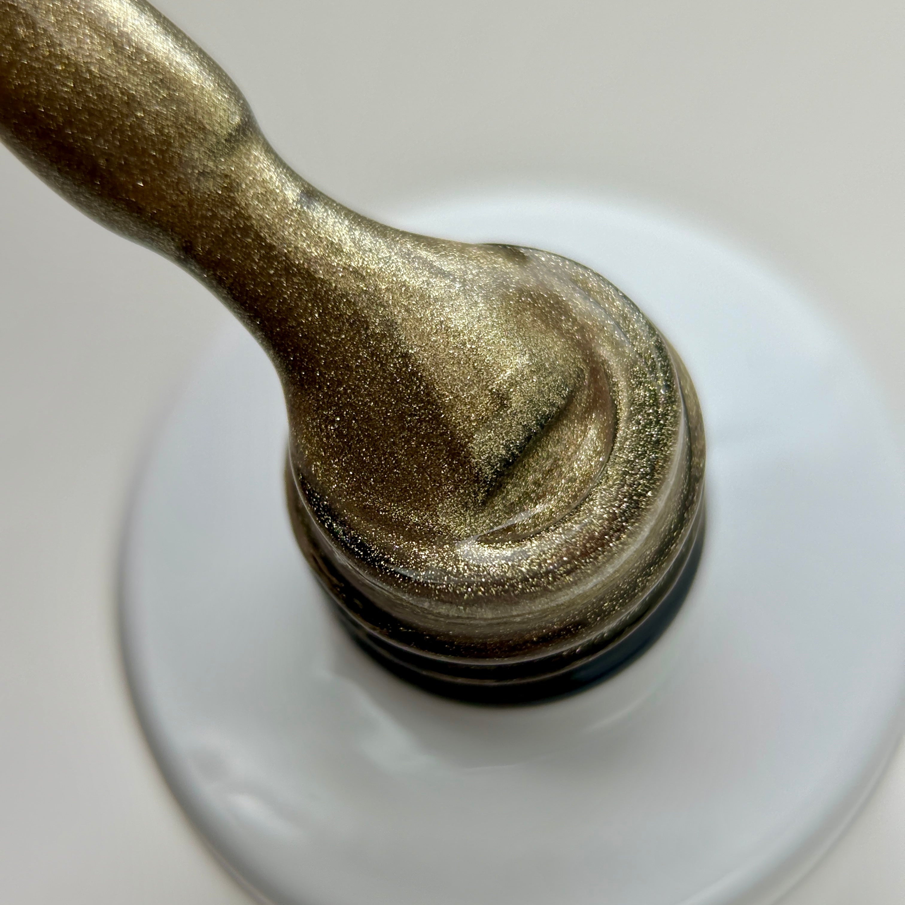 Лак для гелю Кіт-око відтінок Шампань Колекція 10мл.