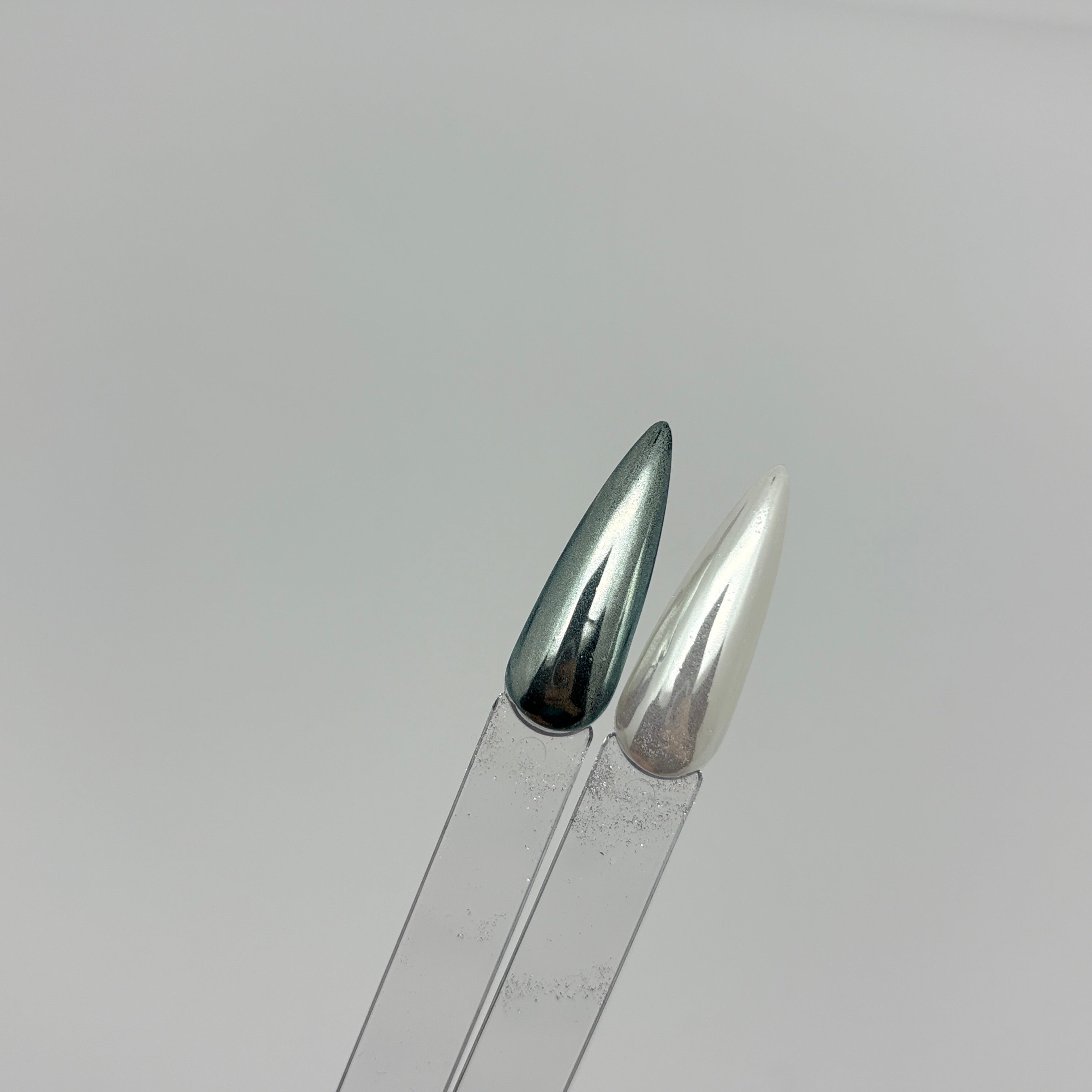 CM12 Pigment Chrom Metallic Silver