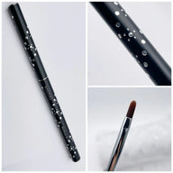 Pinsel 4 Nogtika professional gel brush with black spotted handle and premium mixed bristles for even gel application