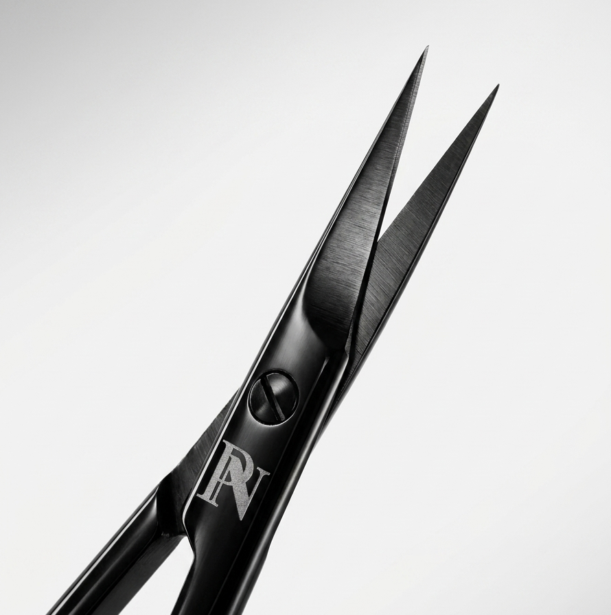 Premium Cuticle Scissors Black – Professionelle Nagelhautschere in Schwarz ProfiNails