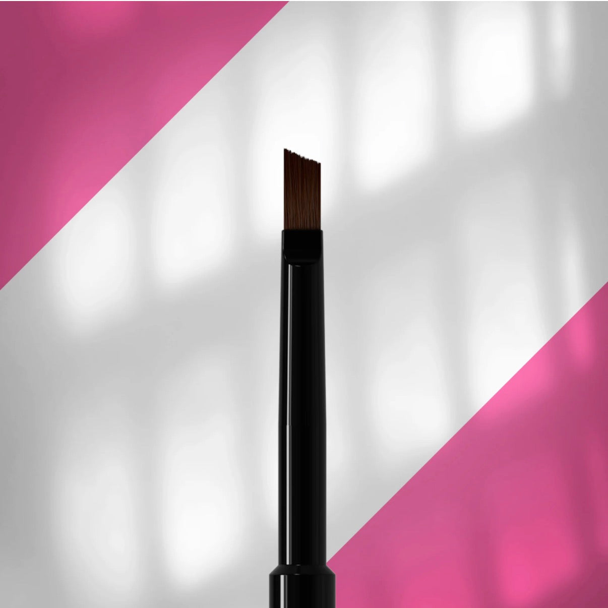 STALEKS EXPERT 09
Angled brush for gel, width 6 mm/length 9 mm
